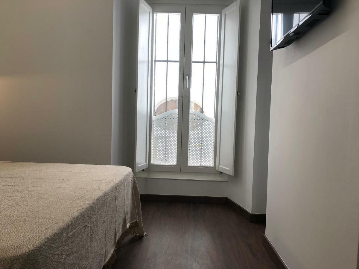 Cabildo Castelar Hotel del amor *